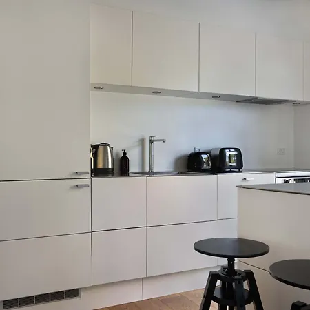 Luxury Close To Amalienborg Stylish For Five Apartmán
